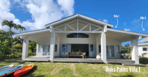 absolute beachfront villa in Titikaveka