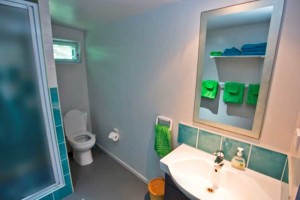 Titikaveka Beach House Bathroom