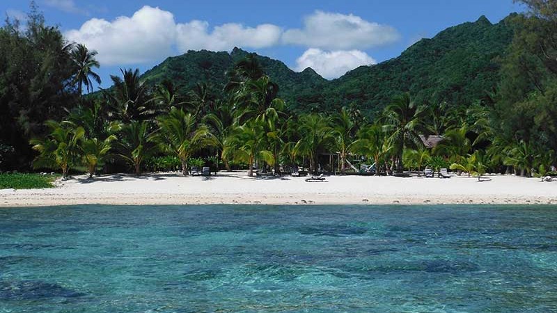 Majic Reef Bungalow from lagoon