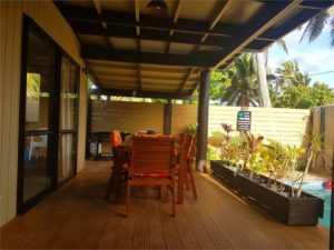 Outfdoor Dining by Pool