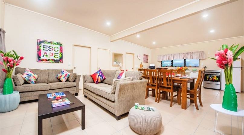 Lounge Kitchen Area