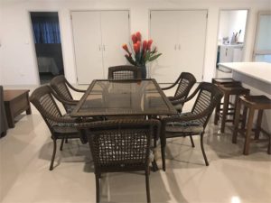 Dining area 1