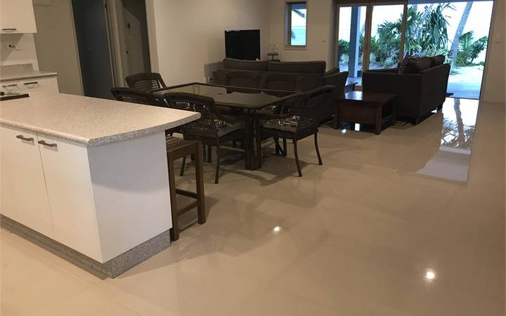 Kitchen Dining Area