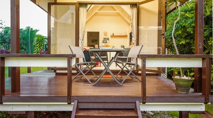 Outdoor deck at blue lagoon villa